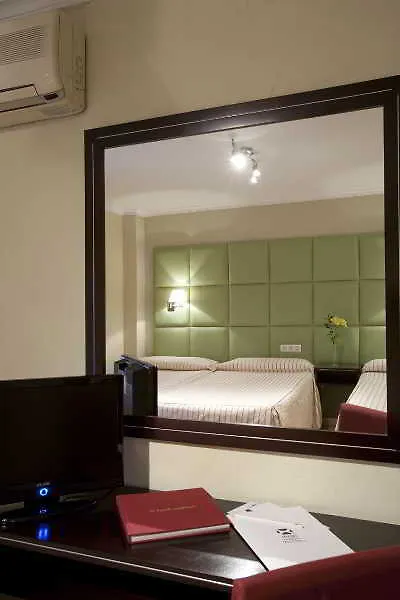 Hotel Presidente Granada 2*,